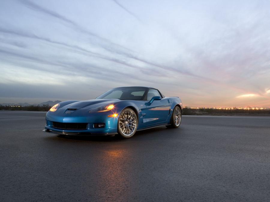  Chevrolet Corvette ZR1 2009 года  (фото 235 из 290)